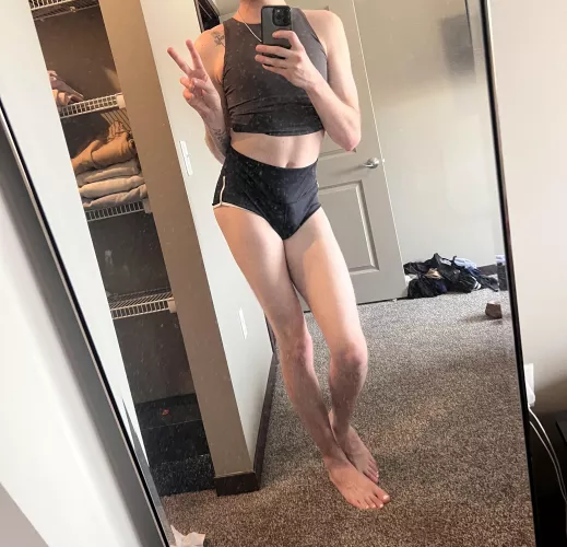 Who wants to see me walk down the street in this outfit?