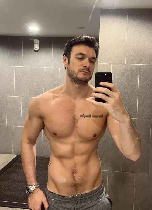 Whos gonna make me cum?;)