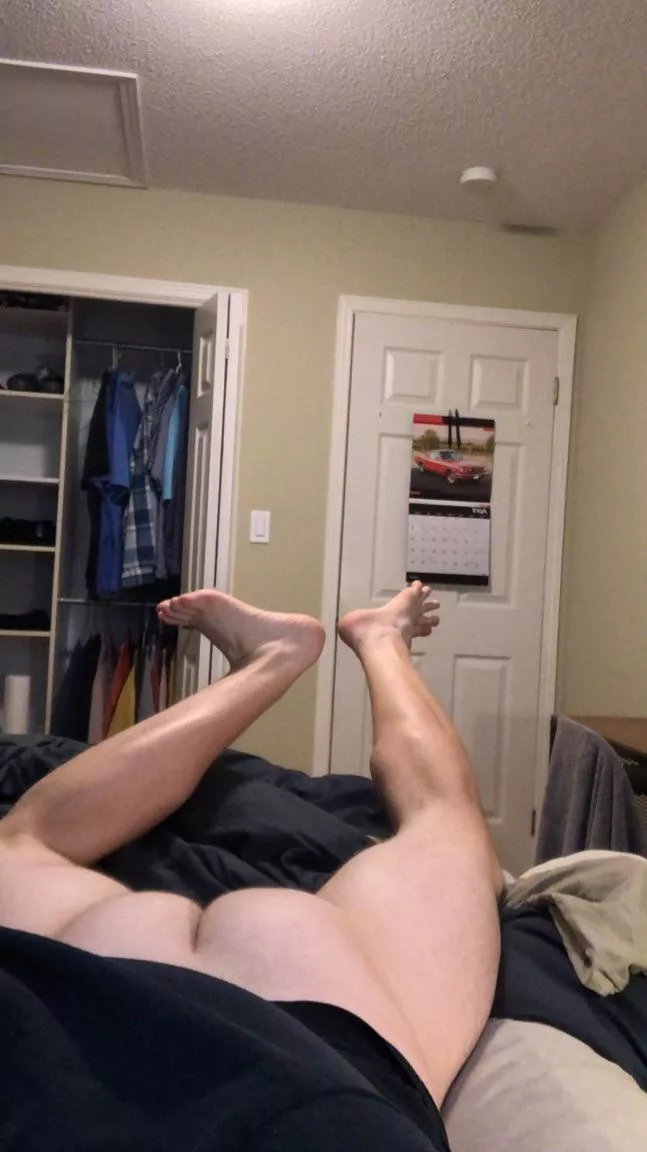 22 Canada. Verbal bottom. Hmu @Rymank5