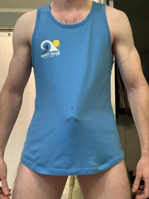 Are shirt bulges a thing?