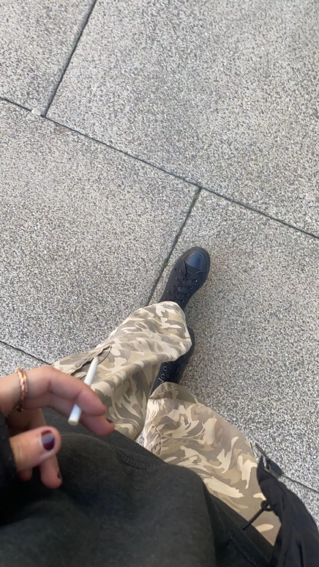 Do you prefer hand rolled or straights?