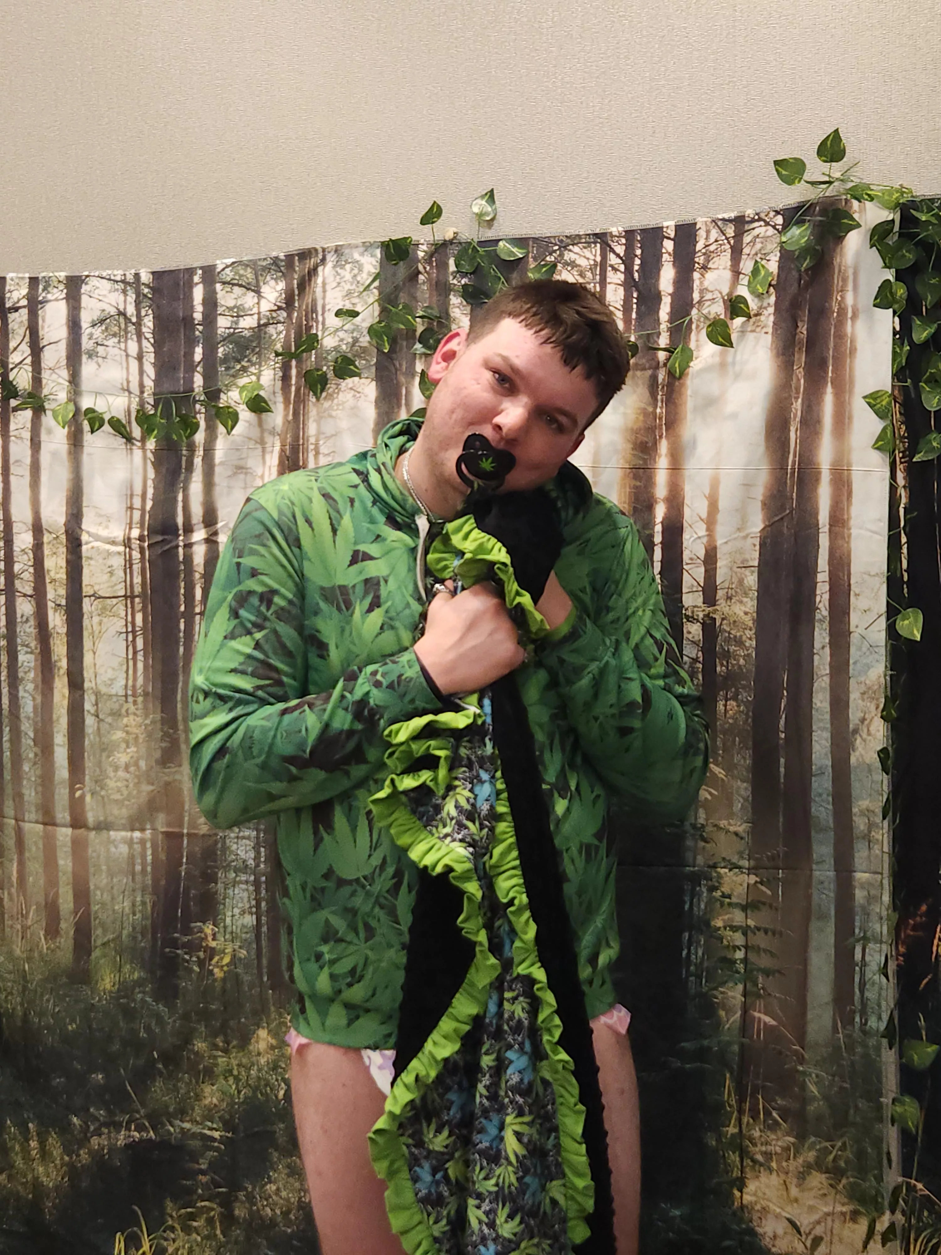 Happy 420 Fellow littles! :)