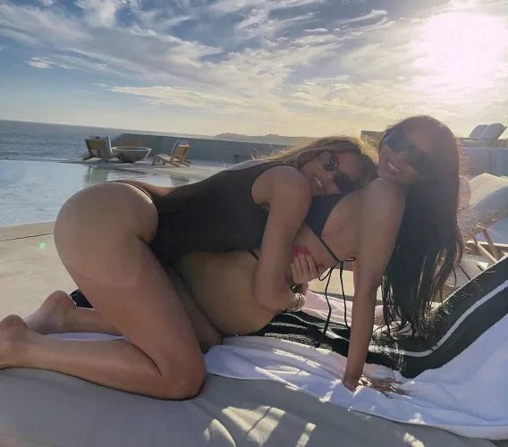 Her and her sister thick as ever