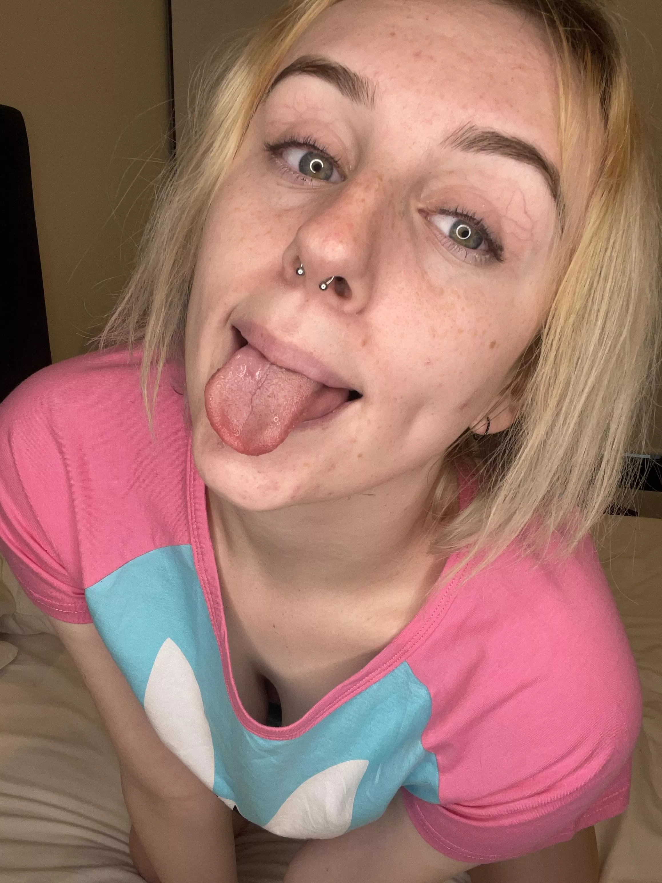 Hi Daddy can i be yours? 🌸🍬💕