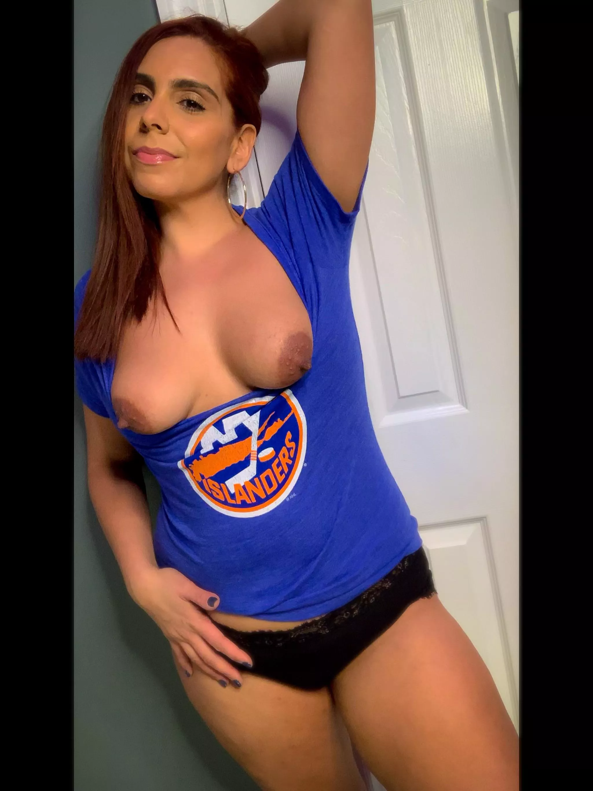 I promise not to distract any hurricane players…how am I doing?