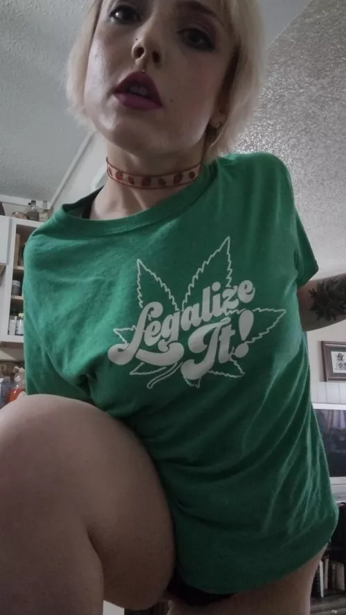 It's the most wonderful day of yearrrr!!! 😎😘