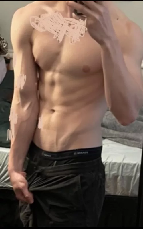 [m] 20 been going to the gym for years... never been hit on:/ why do you think?