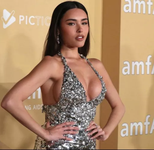 Madison Beer I am LOOKING