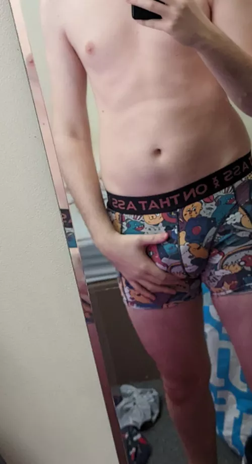 Need to be choked and forced into raw by a dirty unclean guy 😈