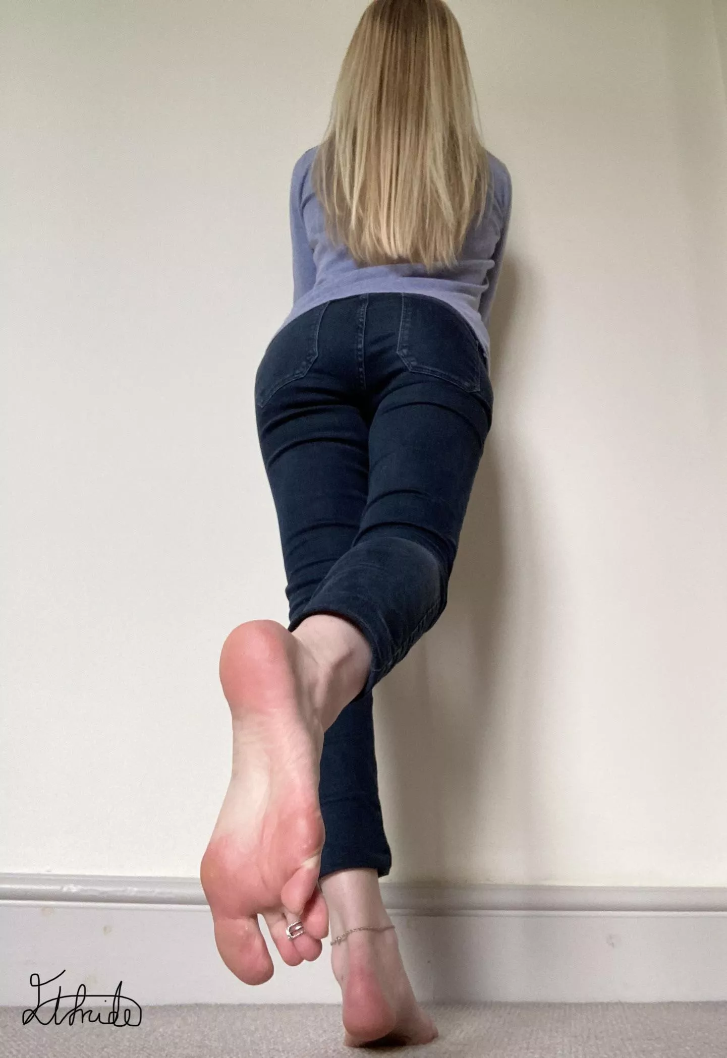 Soft pink sole, ready for a lick