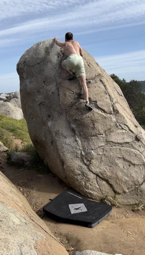 The butt plug boulder 🍑