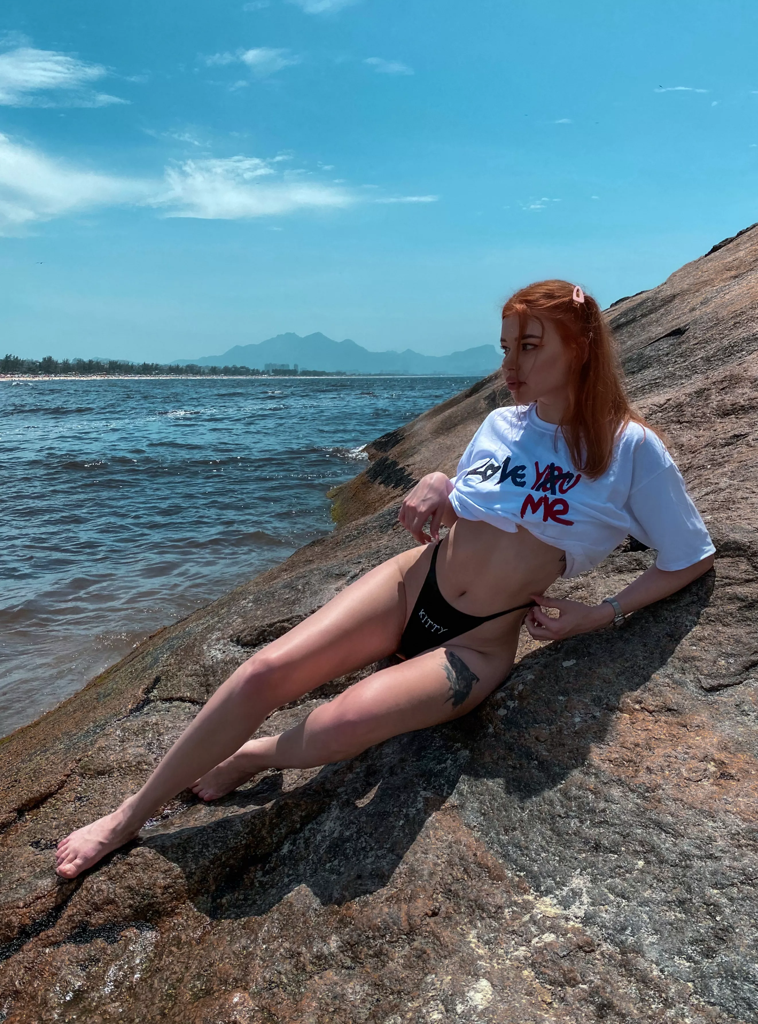 Wet pussy waiting for you on the beach