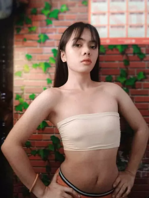 Would you ever tried my girldick for one day??