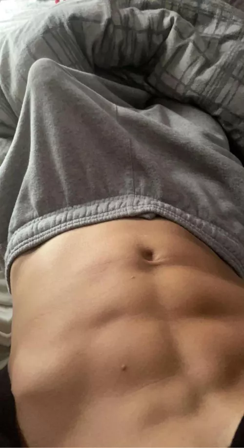 18 looking for a. cute. white boy jakekase1