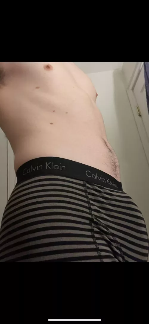 26 M looking for my first rating! love to rate others but have been shy so give me your worst