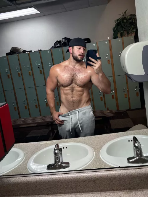 [33] Would you workout with me?