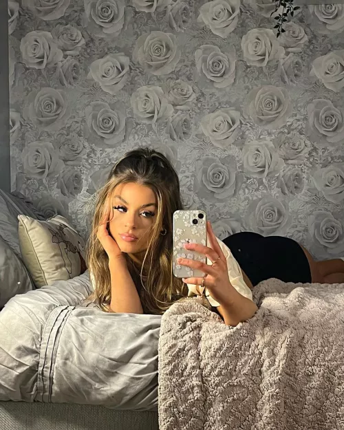 Colette showing off for the boys. Thoughts?