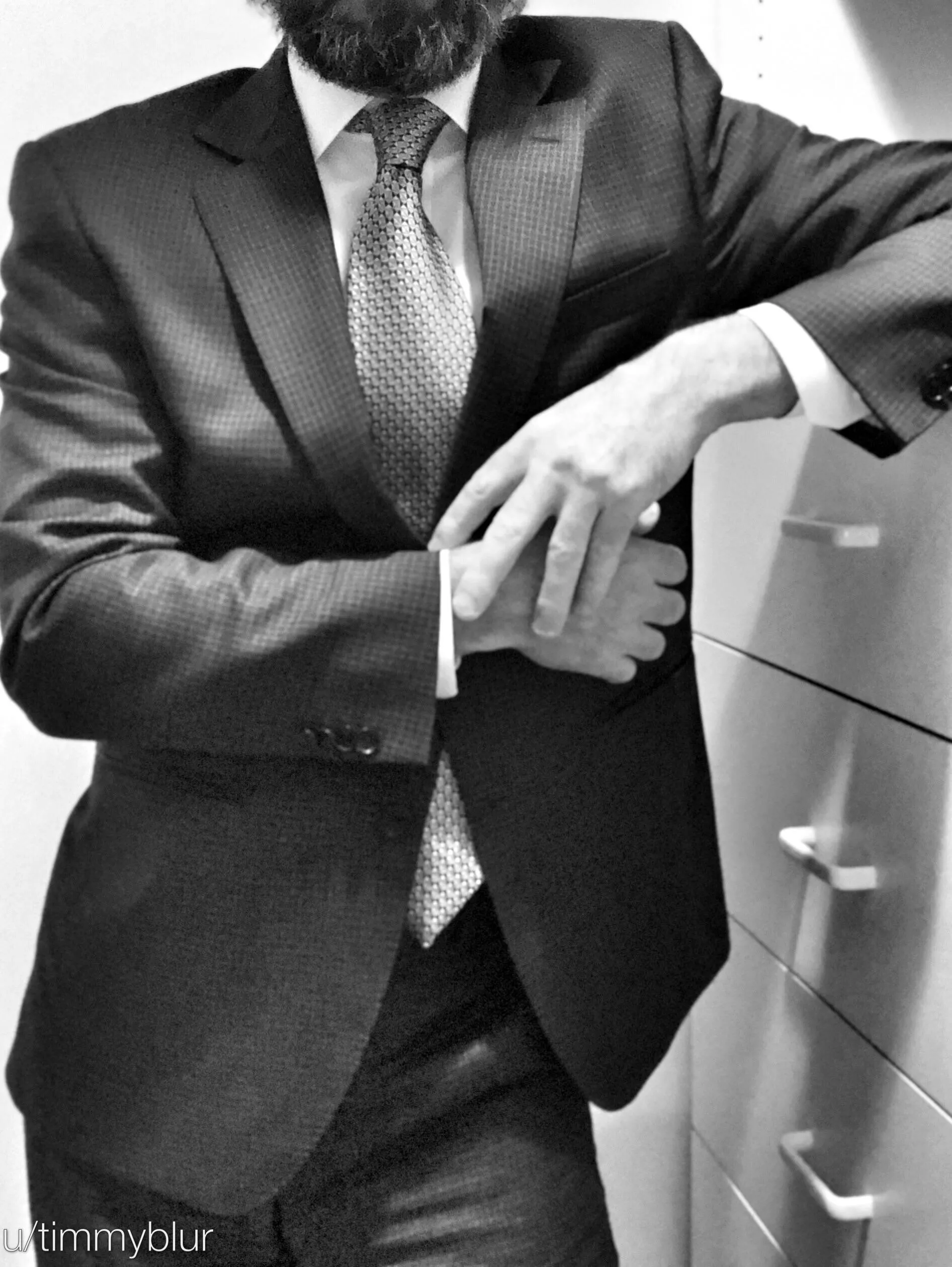 Date night huh? I’ll pick you up in an hour.