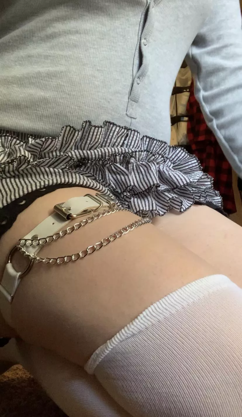 Do you like garters with your thigh highs