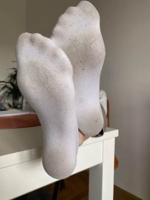 Don’t be shy 😌 come closer 😏