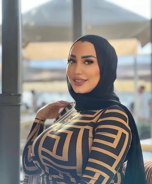 Even she wear hijab she can’t hide them !