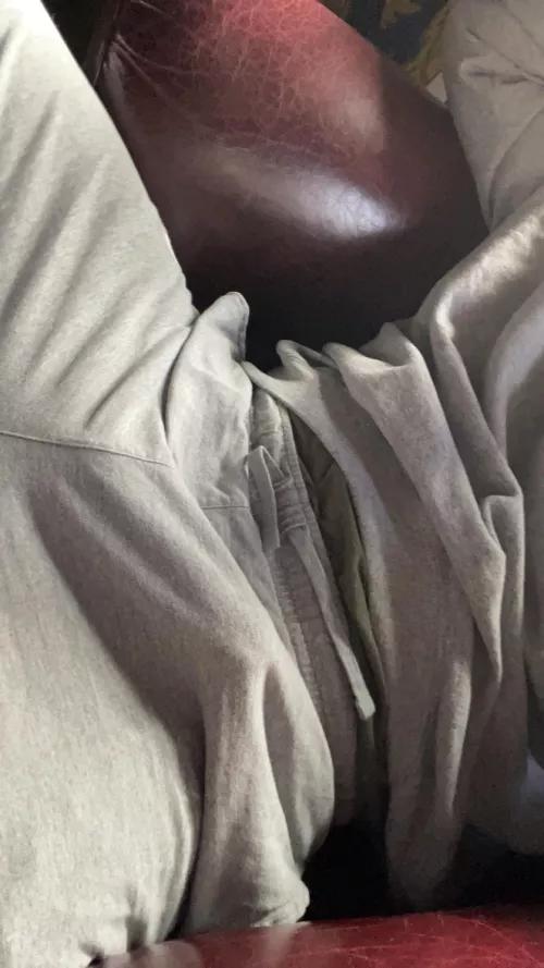 Gray sweatpants szn is coming to a close