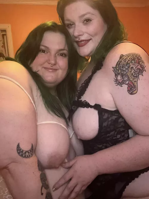 Happy Friday, babies 💋