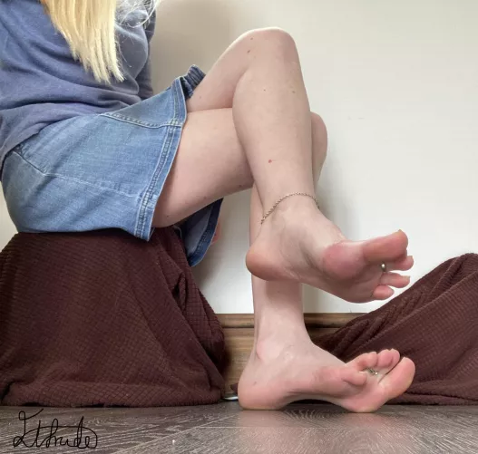 How do you feel after looking at my high arches?