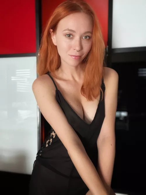 I bet you can't resists looking at my seethru