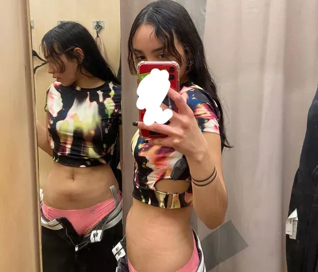 I need your help to undress me🙈