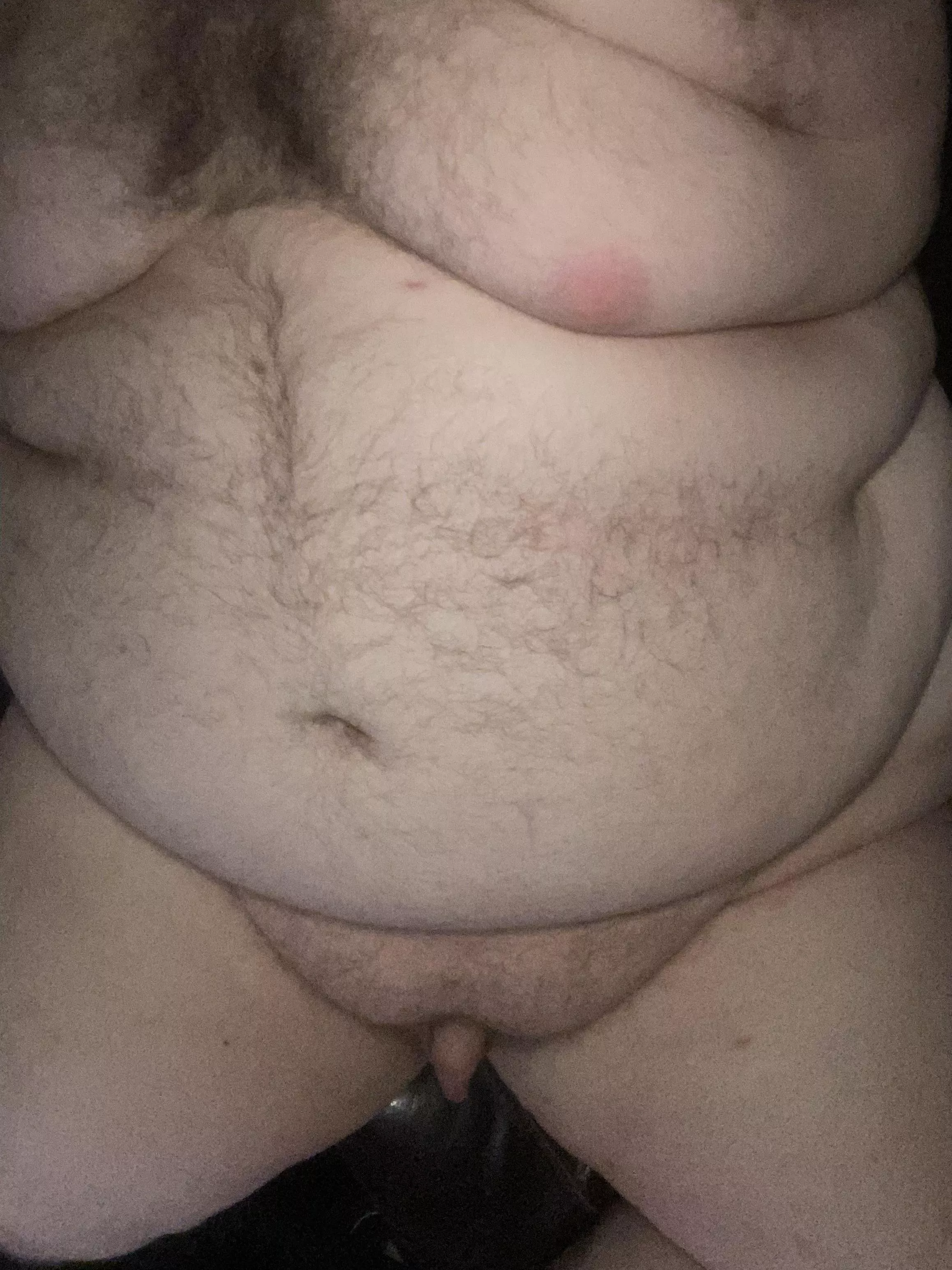 I’m kinda insecure and looking to talk to guys who are into big guys
