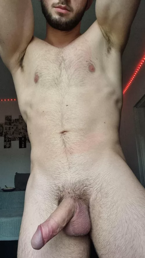 just turned 18, be nice :)