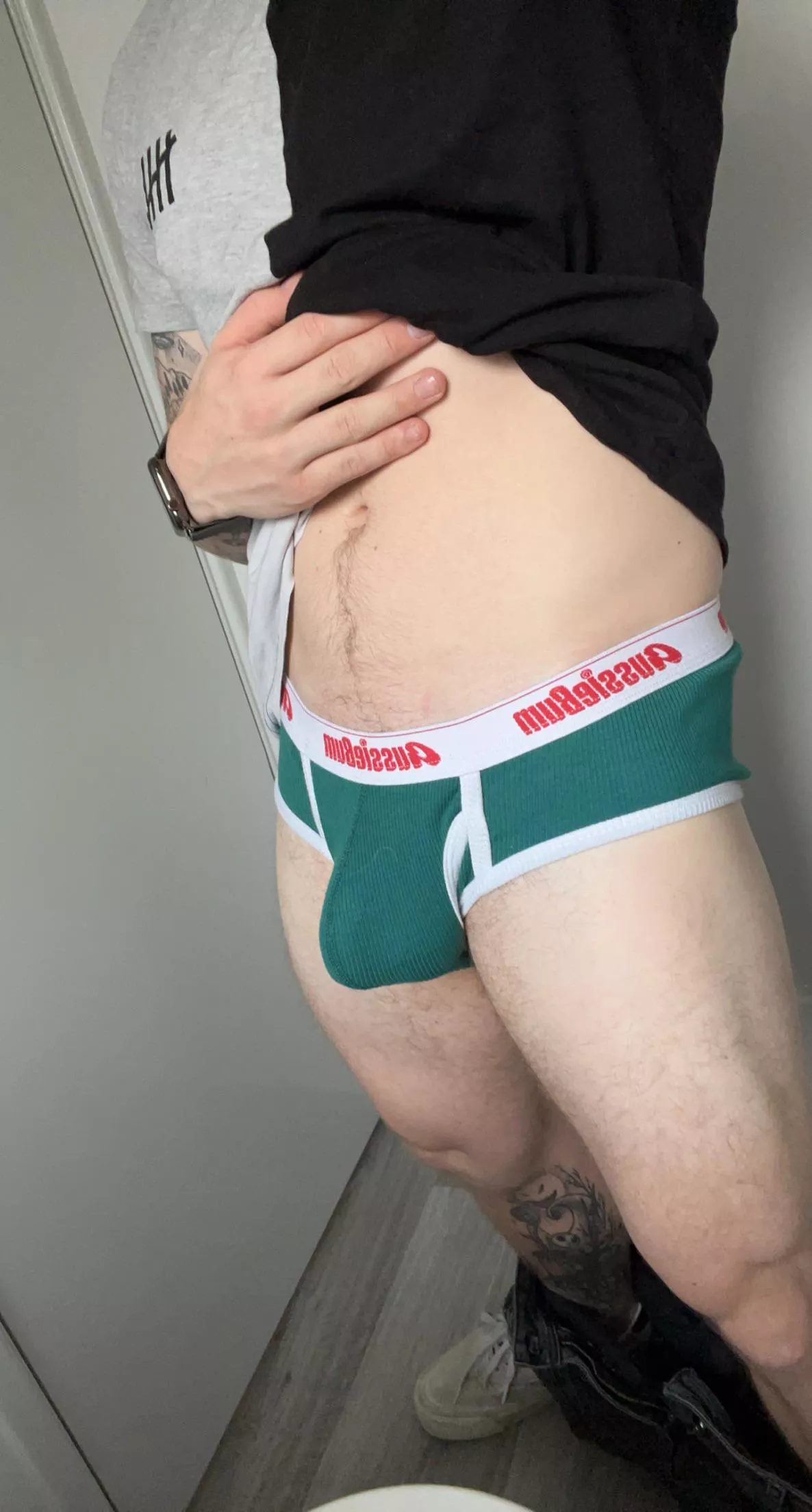 Love the way AussieBums makes my bludge look 🫣