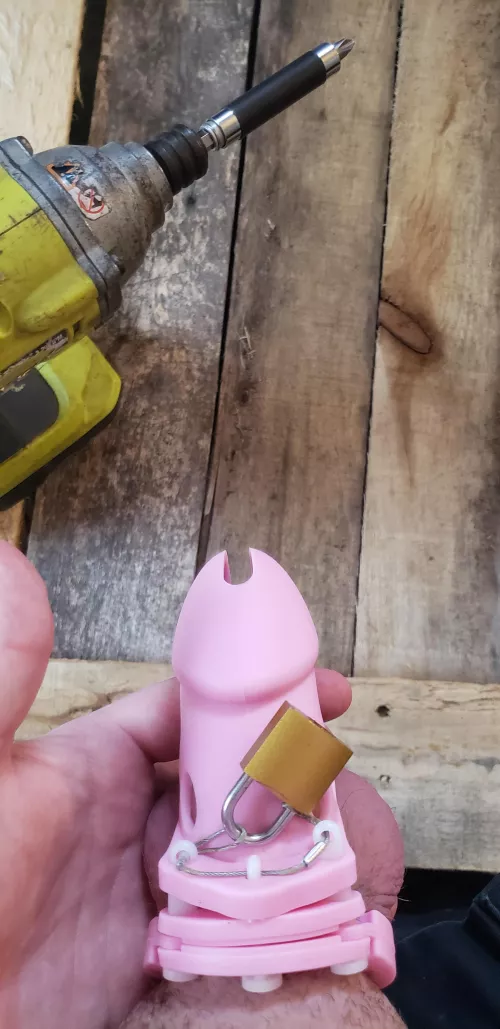 my balls are aching at work