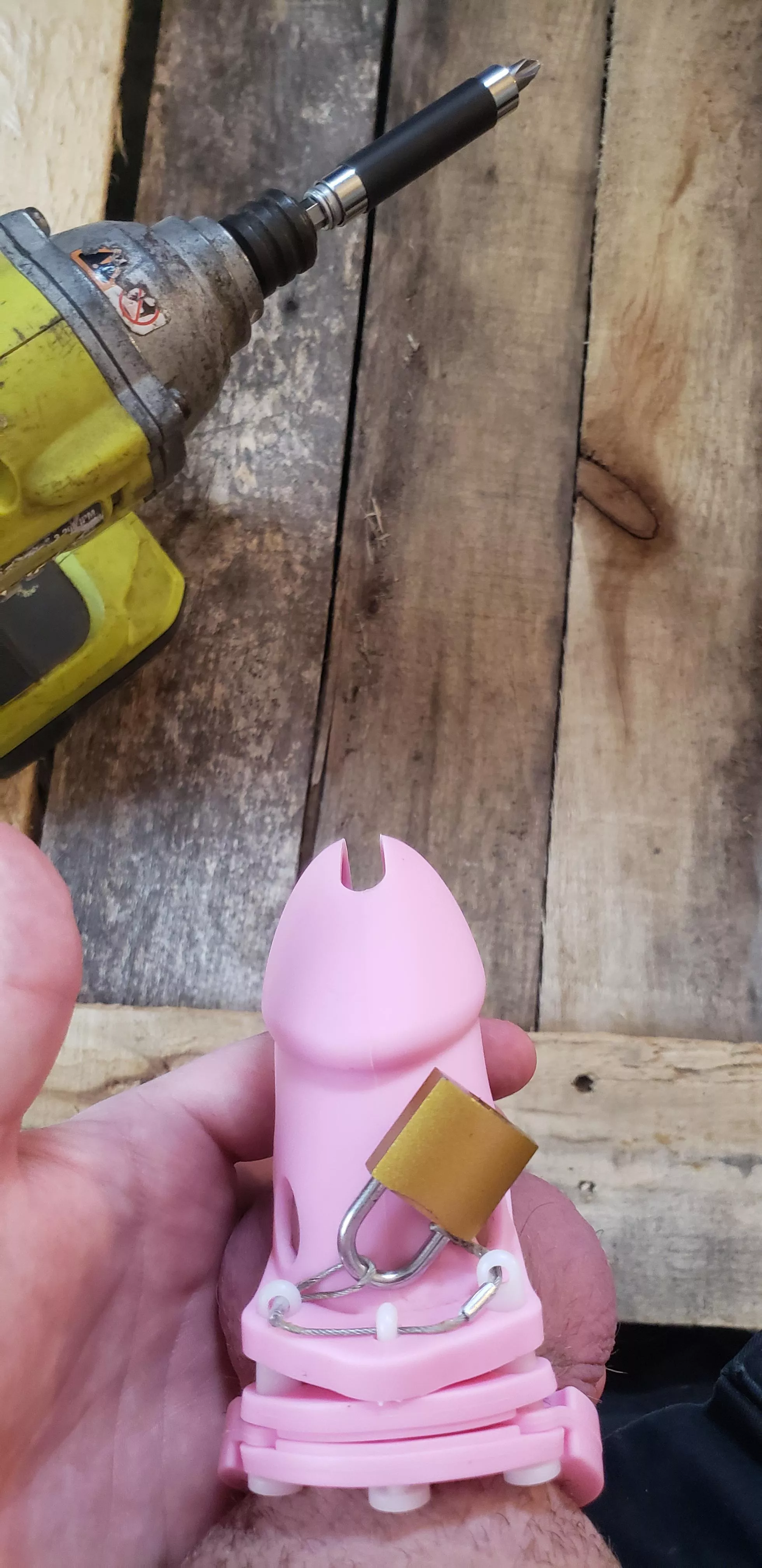 my balls are aching at work