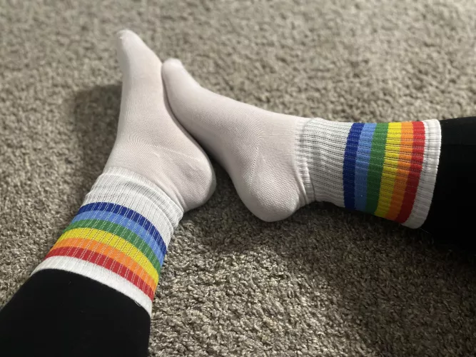 retro🌈rainbows [f]