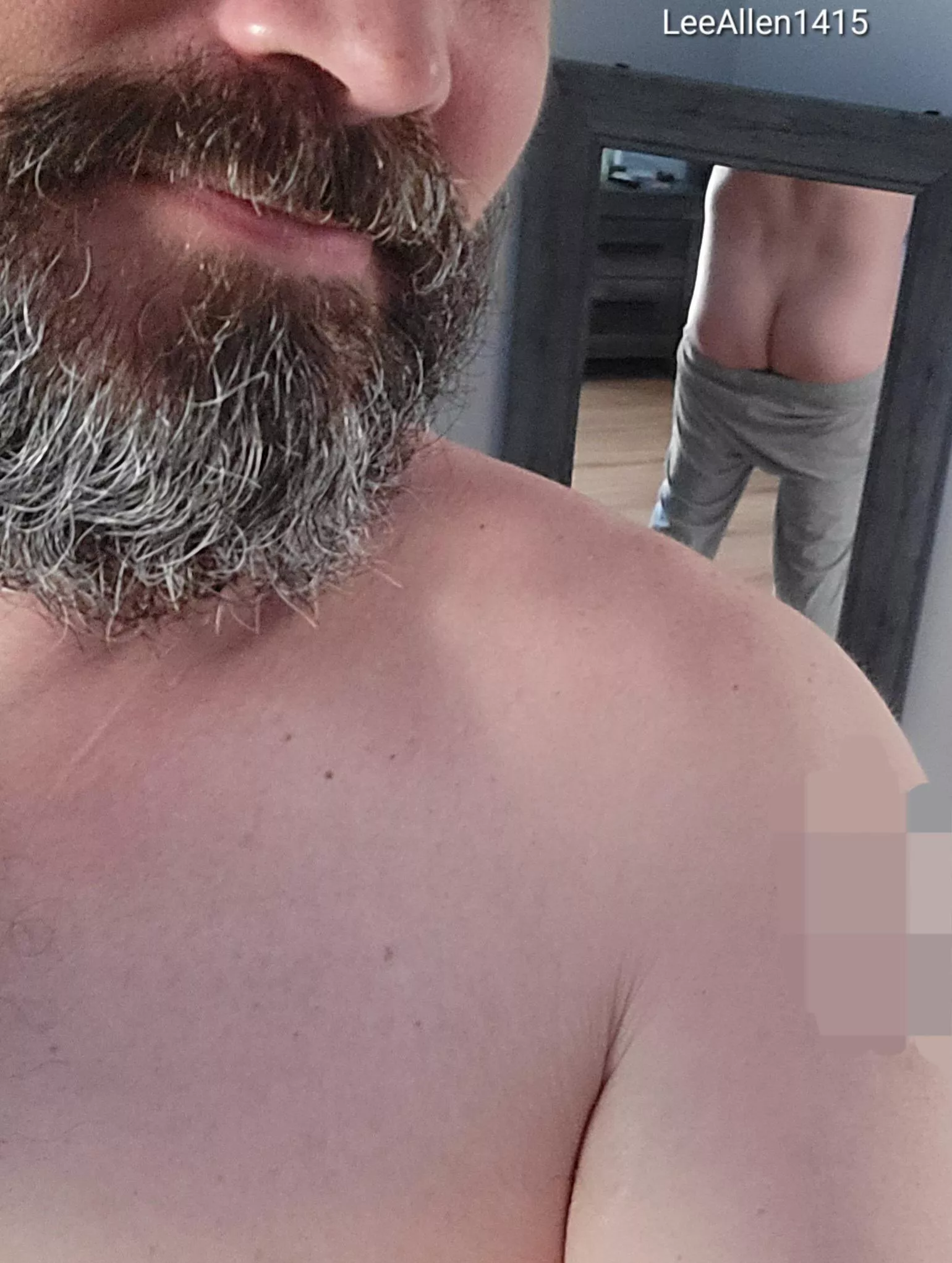 Thirsty Thursday post 😁