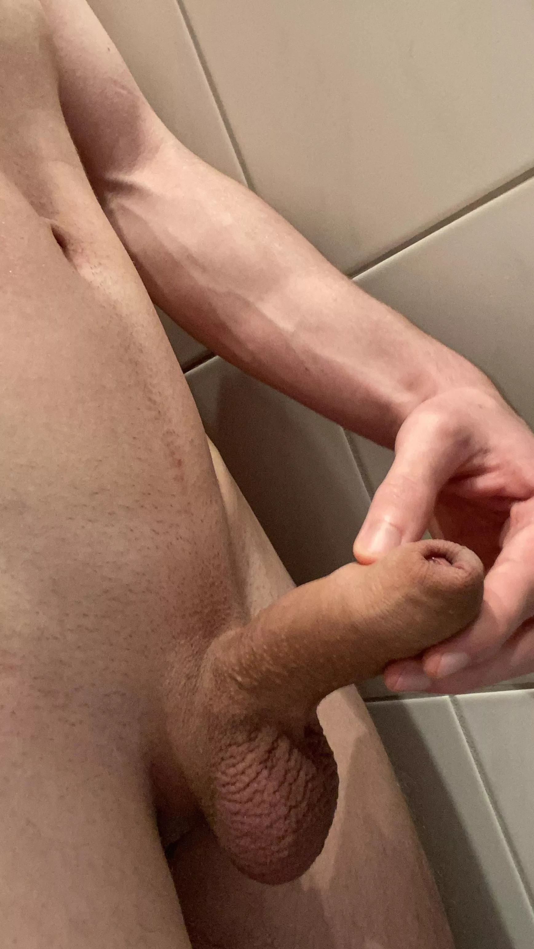 who wanna make me hard?