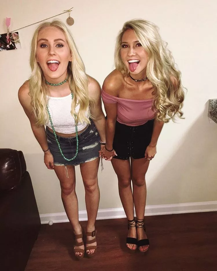 [2] Blondes