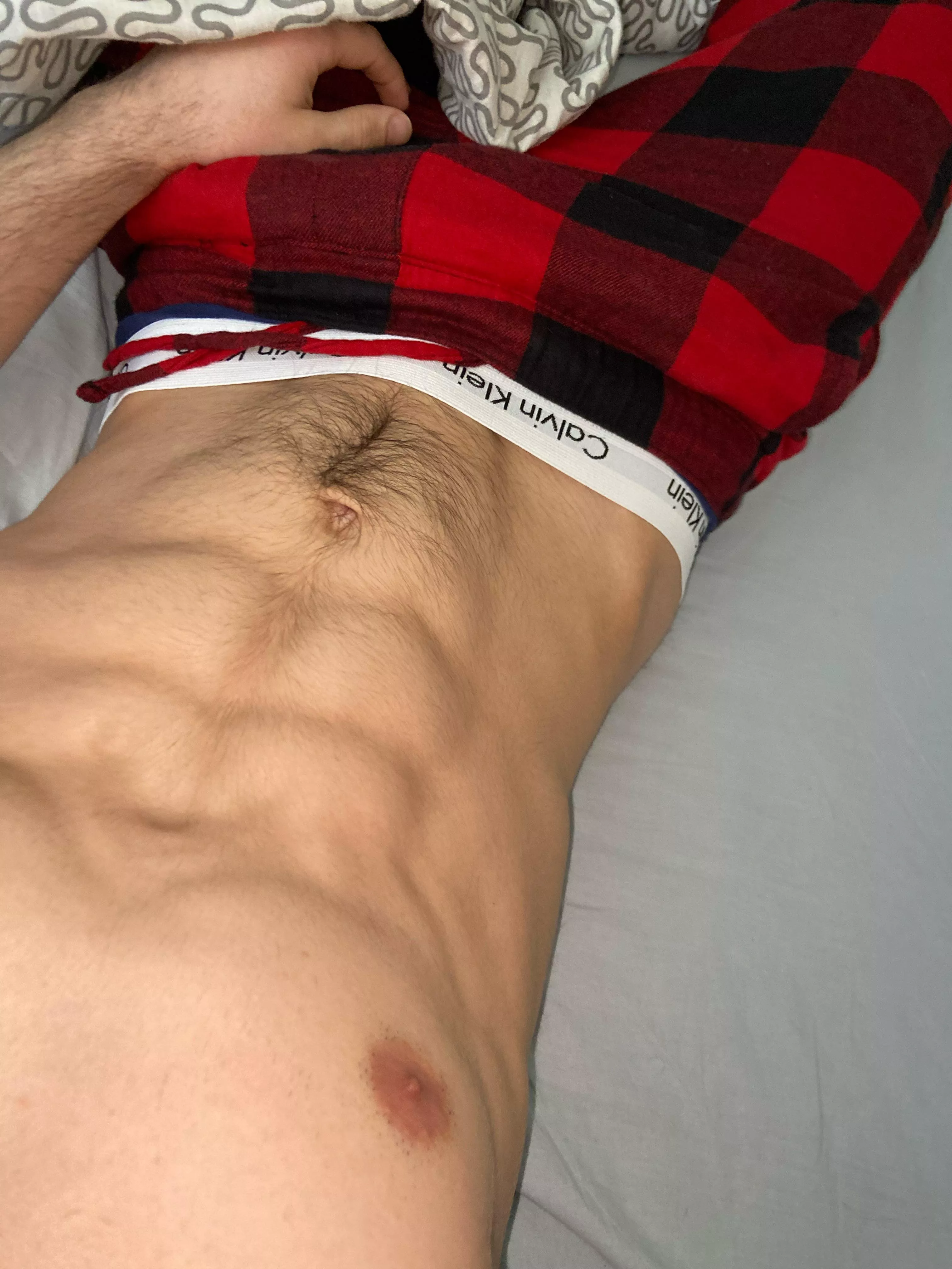 21 want a taste? Send pic in pm for my @😜