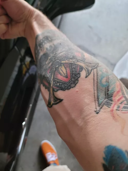 First picture on reddit go easy