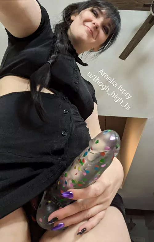 Get on your knees and suck it for me!