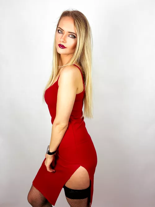 I like to suck a cock, that's just the way I am : )