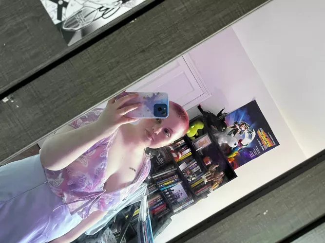 I'd look great tied to your bed