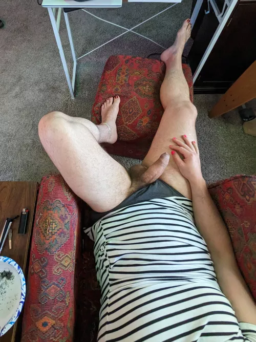 I'[m] living the bi dream. Happy 420!