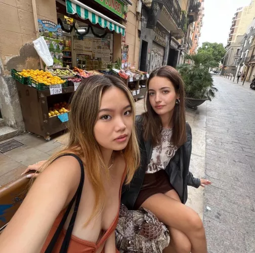 IUTR Hanging at the market