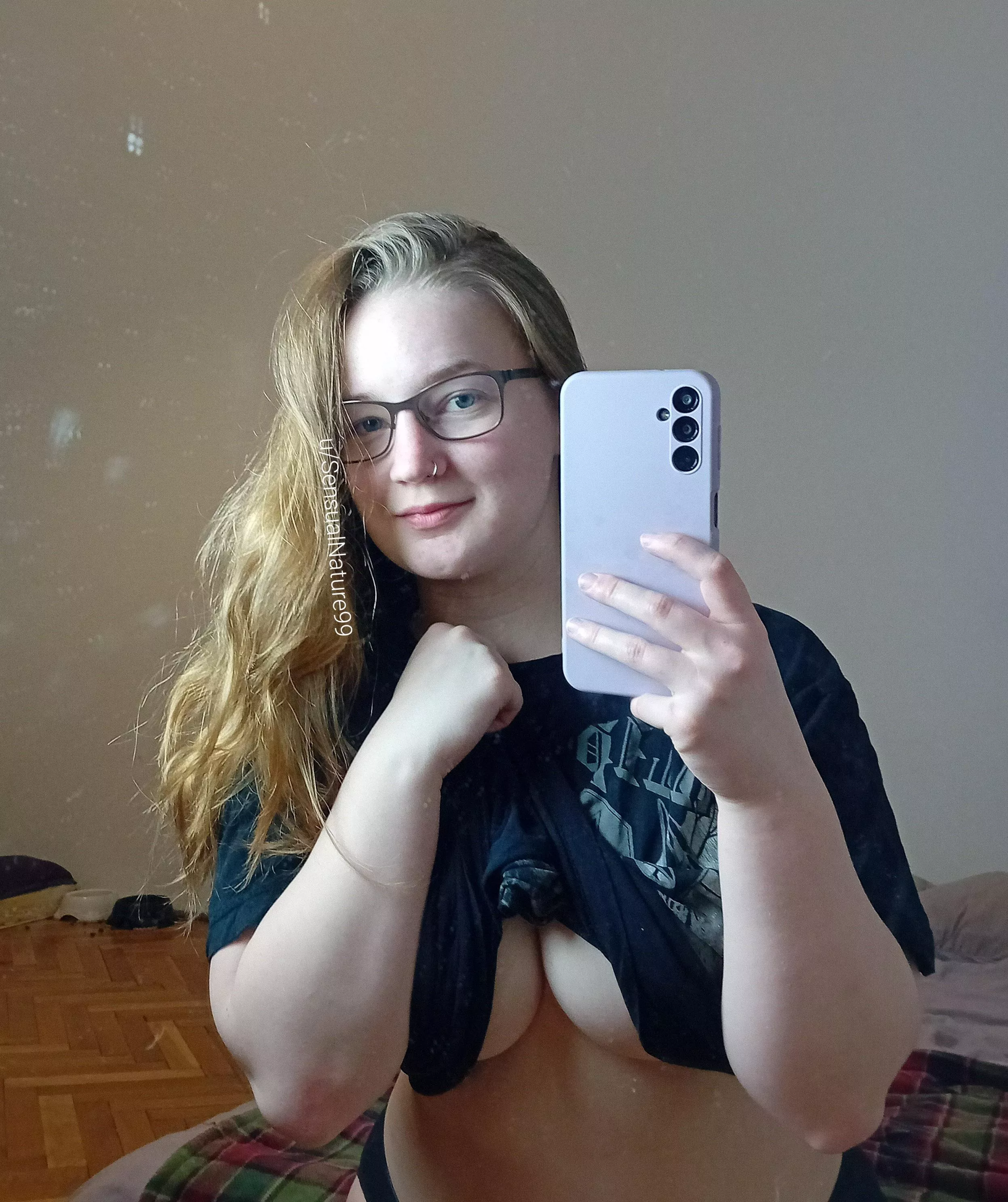 Just showing you what I'm wearing to our netflix and chill date