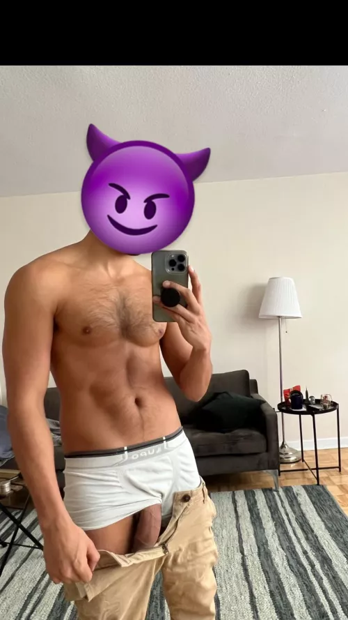 My third leg is in the way, help me?