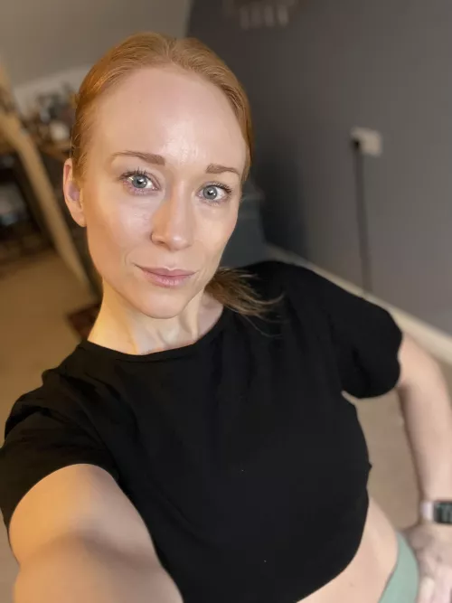 Pre-gym “Milfie” 💋