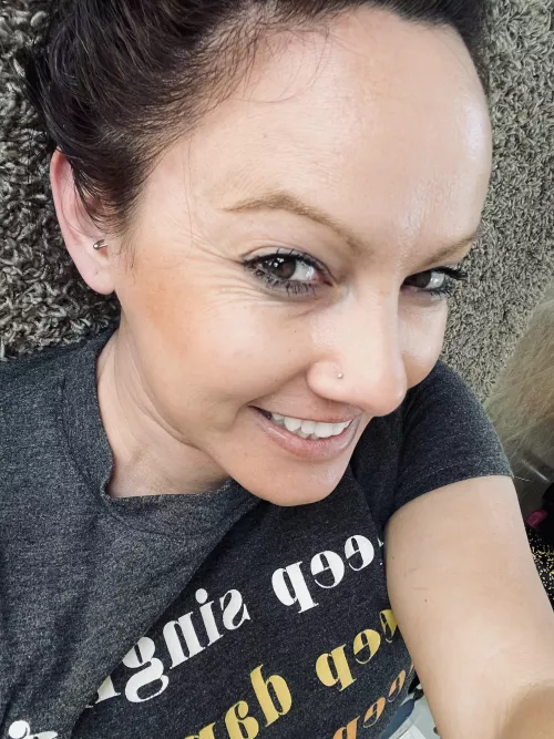 Tattooed milfy…lovin my 30s :)